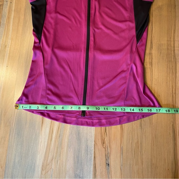 Pearl Izumi Women’s Cycling Sleeveless Top Size M in Magenta Full Zip. - Picture 5 of 9